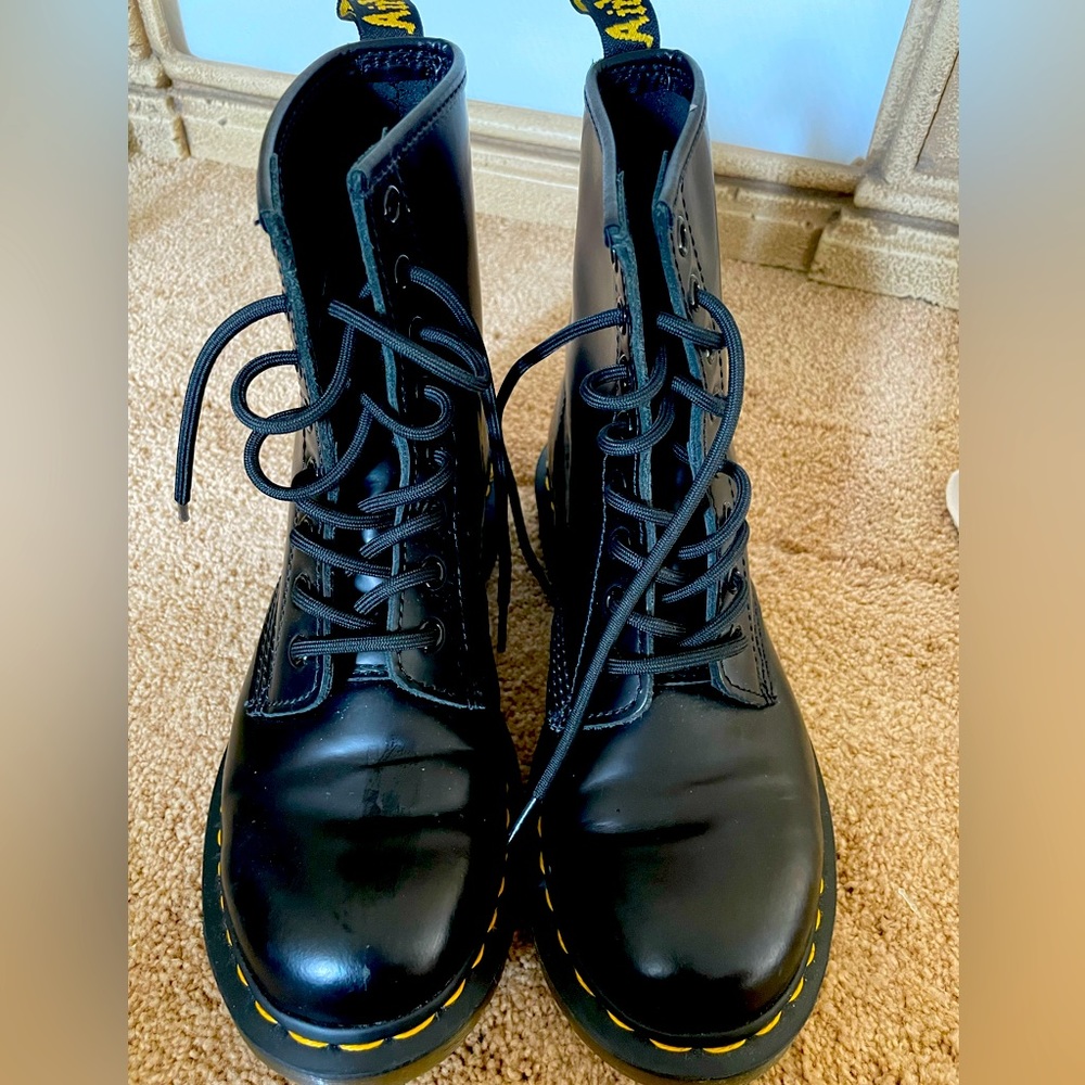 Doc Martens woman’s boots . Size 7